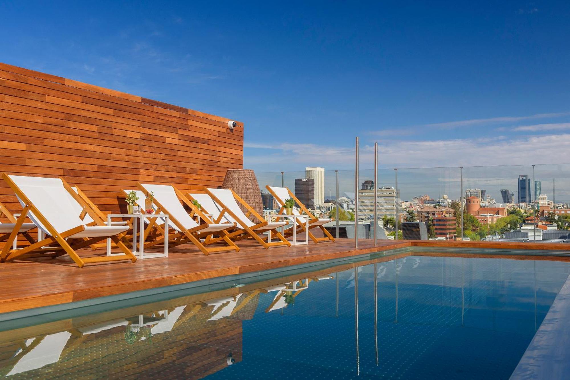 เมเลีย มาดริด เซราโน Hotel ภายนอก รูปภาพ